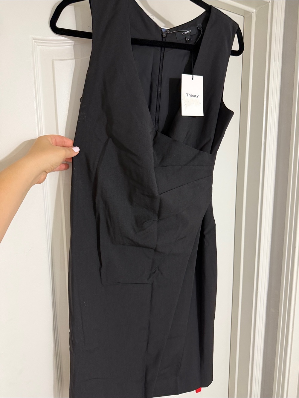 Theory KARIANNA black dress NWT size 6 CLASSY - Picture 9 of 11